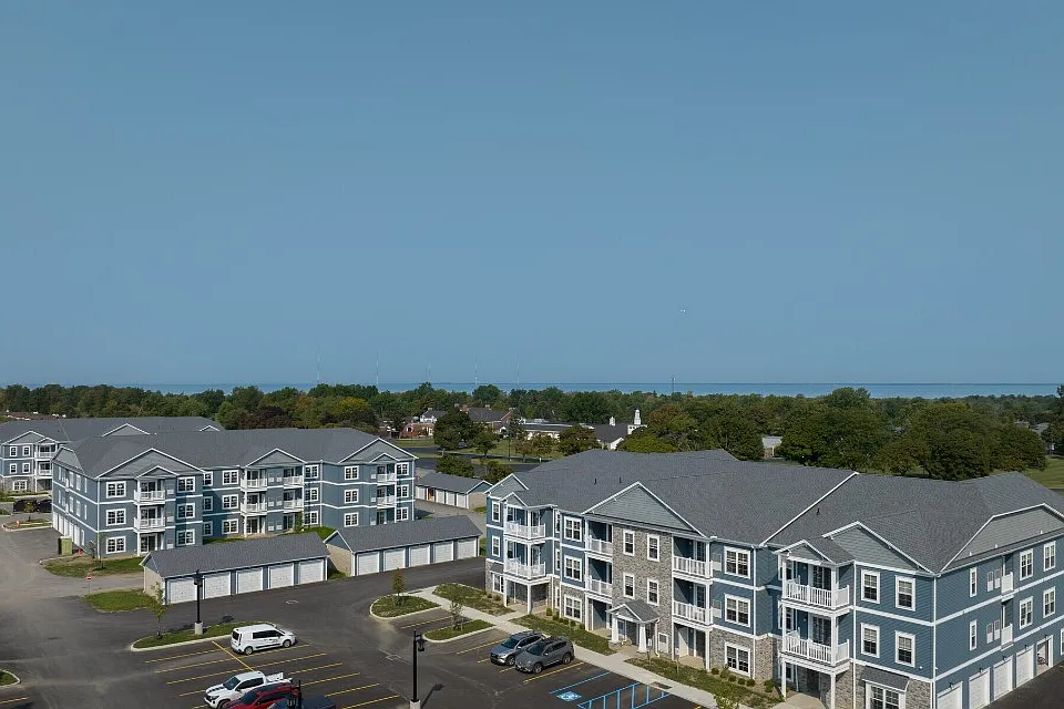 Eagle Ridge Commons