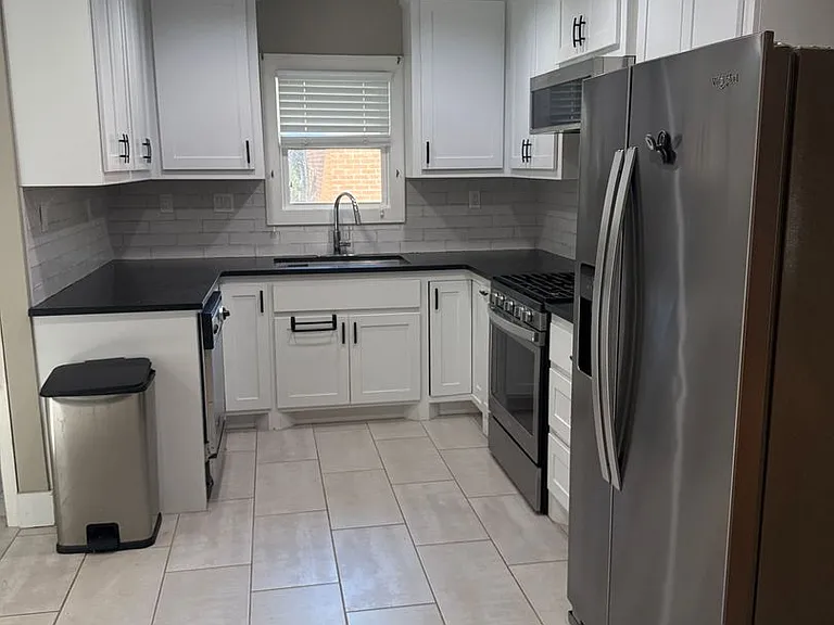 1215 Westlawn Dr — Photo 19