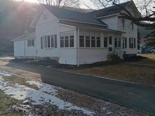 143 Potter Brook Rd, Westfield, PA 16950