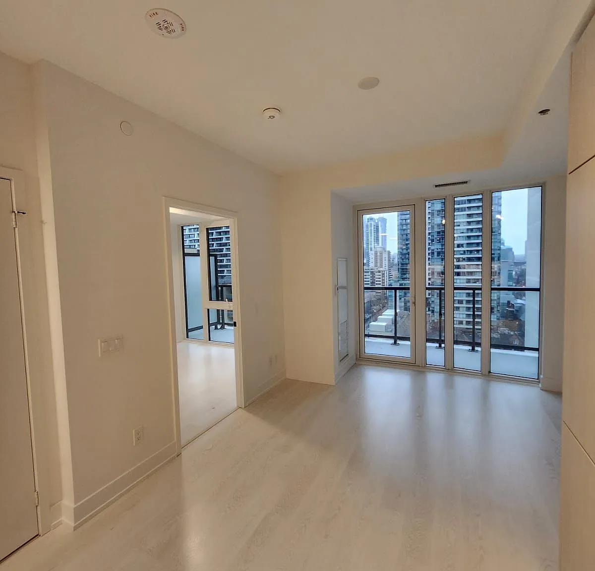 JAC Condos — Photo 4
