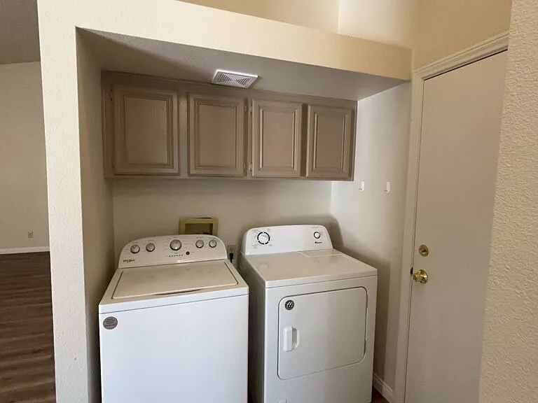 3927 Broken Oak Ln — Photo 9