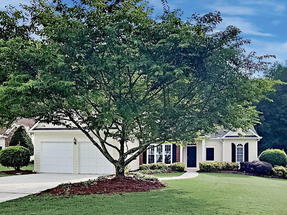 1st image of 1590 Hill Crossing Ct
