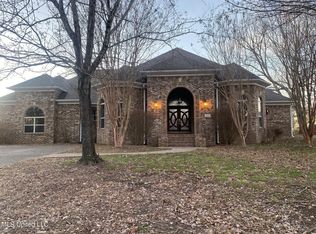 21 Player Cv, Holly Springs, MS 38635