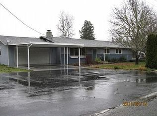 138 W Linda Vista Rd, Grants Pass, OR 97527