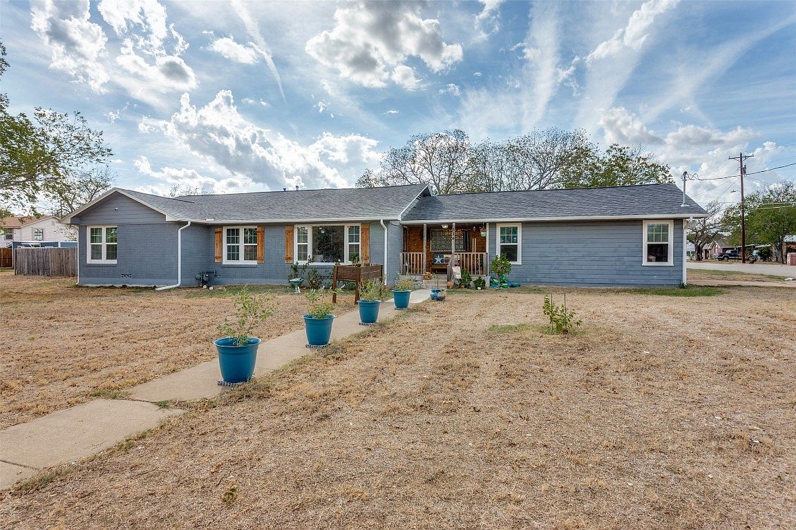 314 S Bowie Dr, Weatherford, TX 76086 MLS 20451841 Zillow