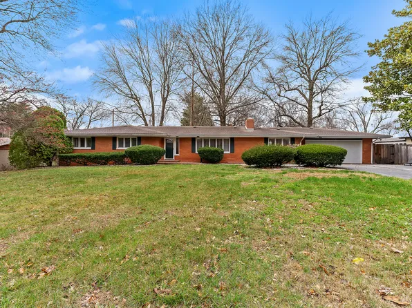 2161 S Catalina Avenue, Springfield, MO 65804