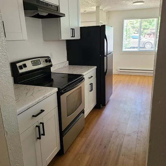 226 S Lalo Ave — Photo 10