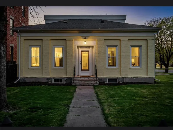 405 S 1st St, Rockford, IL 61104