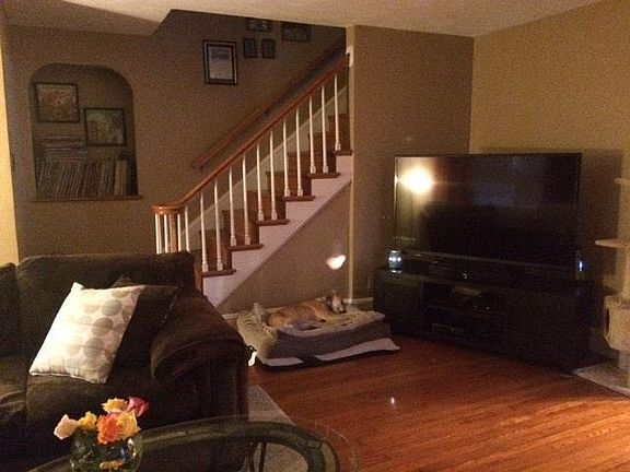 3rd image of 212 Glen Echo Dr #B