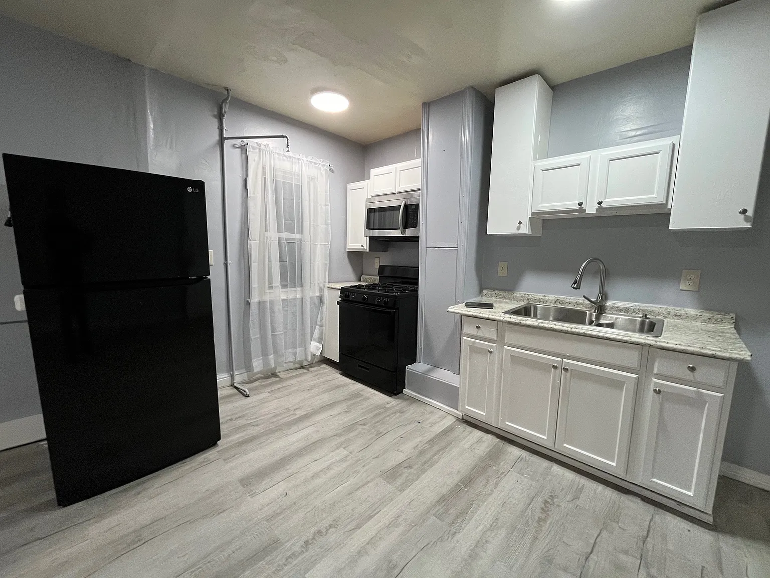 65 Drake Street - 1 — Photo 3