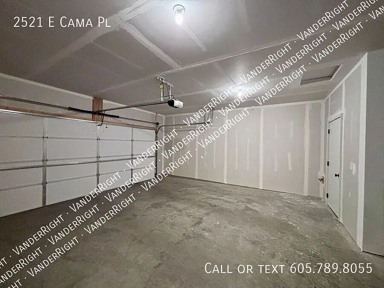 2521 E Cama Pl — Photo 28
