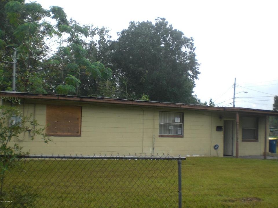 1st image of 6302 Lobelia St