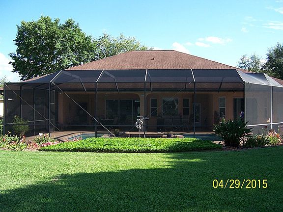 3rd image of 3032 Sutton Woods Dr