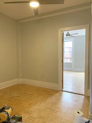 Rented by Bezell Group | media 13