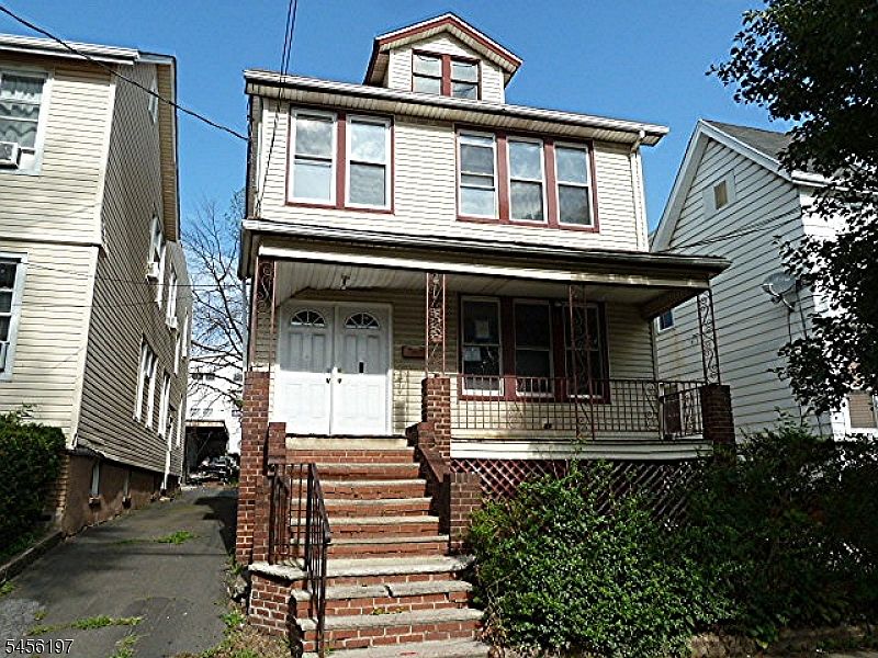 1st image of 390 NORTH 7TH STREET