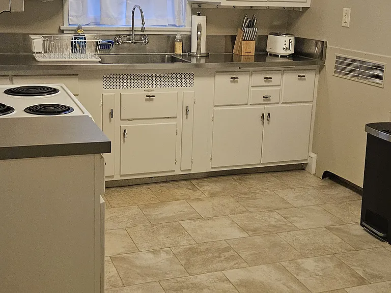 1316 Edgar Ave — Photo 6