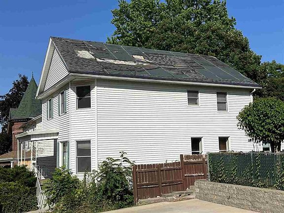 2nd image of 106 E 8th St