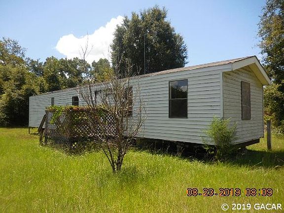 5th image of 7450 NW 51st Ct