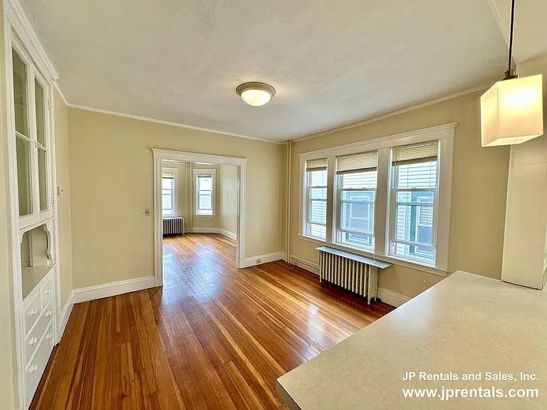 21 Child St #2 — Photo 4