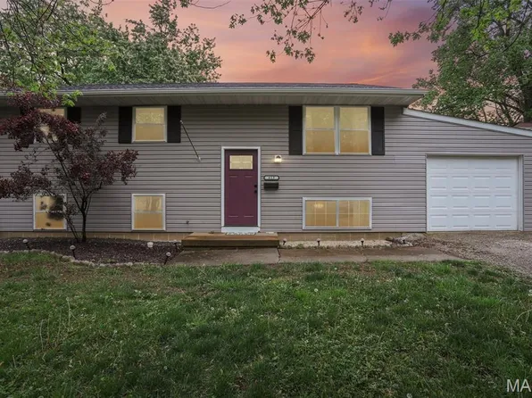 613 W Jefferson St, O'Fallon, IL 62269