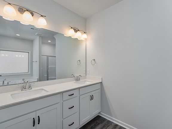 Launch-production-and-design-20