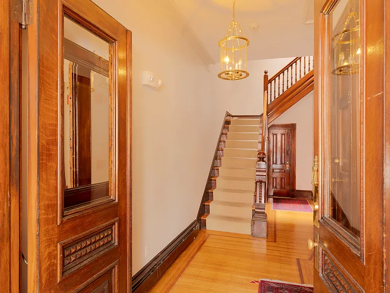 256 W Newton St #3 — Photo 4