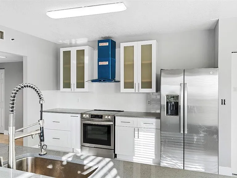 2725 Terra Ceia Bay Blvd #201 — Photo 7