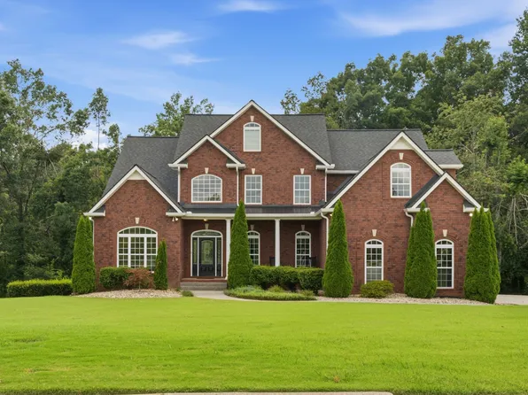 1014 Alameda Dr, Portland, TN 37148