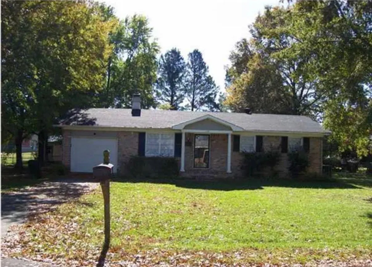 120 Forrest Drive - 1 — Photo 1