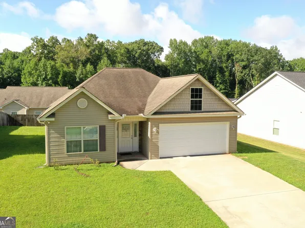 227 Highland Pointe Dr, Alto, GA 30510