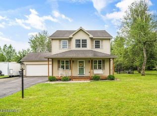 7 Munger Hill Rd, Stillwater, NY 12170