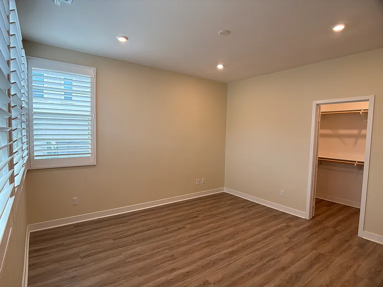 445 Hazel Dr — Photo 24