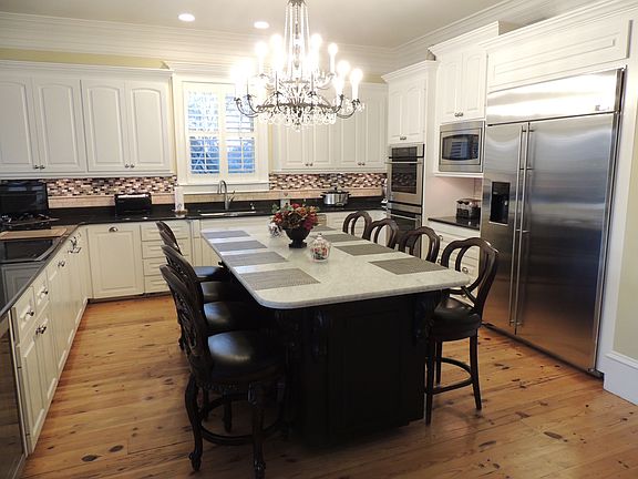 3rd image of 6015 Waring Creek Dr