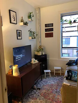 Rented by EXR | media 6