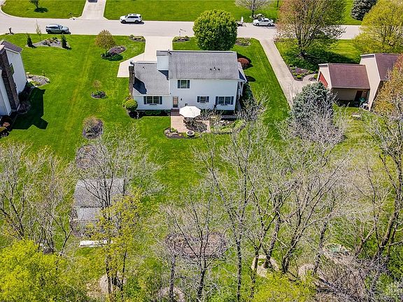 3rd image of 2719 Seneca Dr