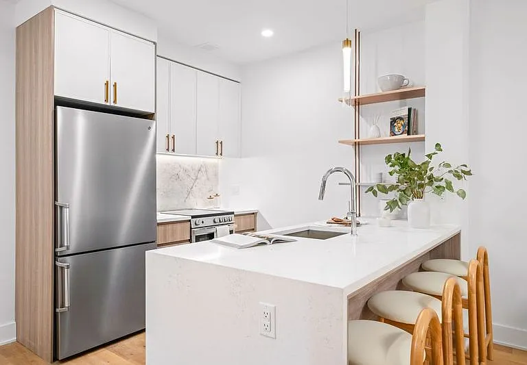 2-24 26th Ave #609 — Photo 4