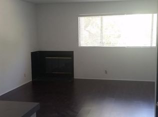 3030 Waverly Dr APT 02, Los Angeles, CA 90039