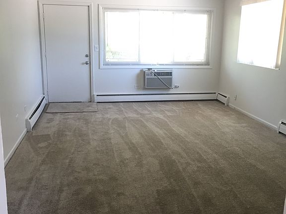 2nd image of 2111 N Elmwood Ave APT 5C