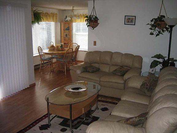 4th image of 14330 126th Ave NE APT 106