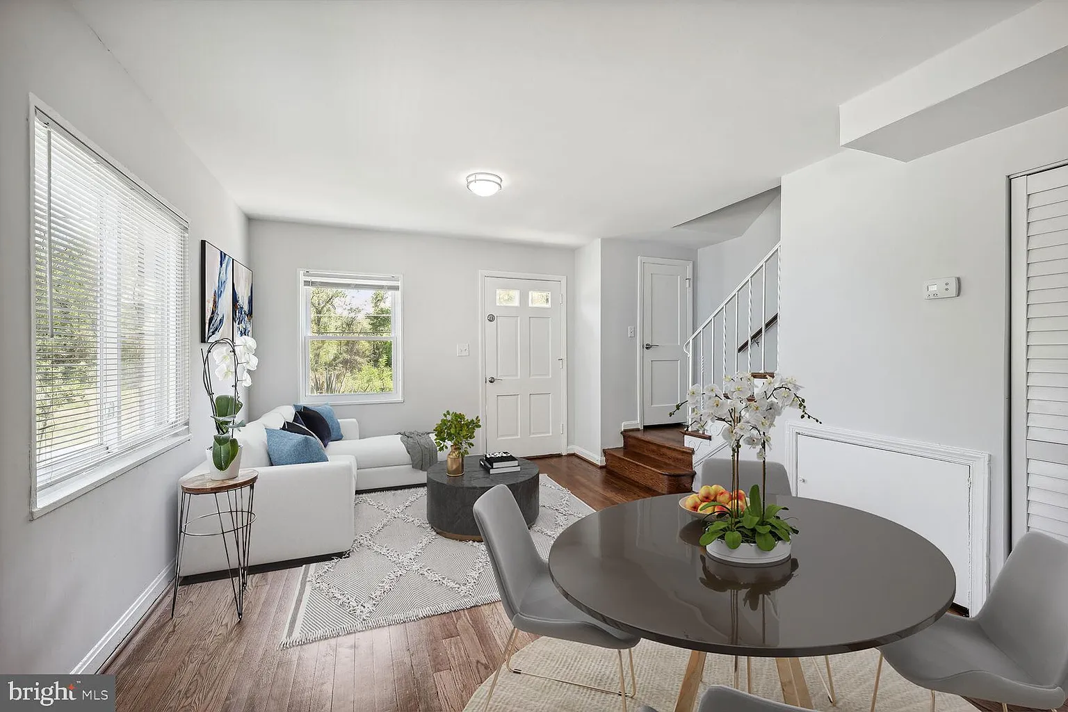 612 Cabin Branch Dr photo 1