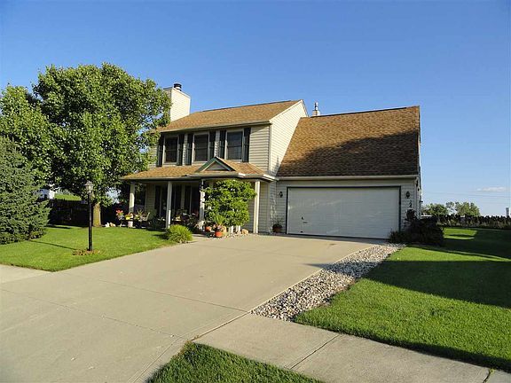 2nd image of 2128 Hacienda Dr