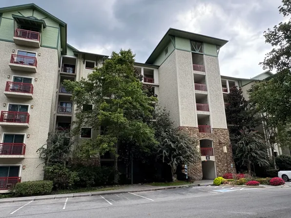 212 Dollywood Ln #420, Pigeon Forge, TN 37863