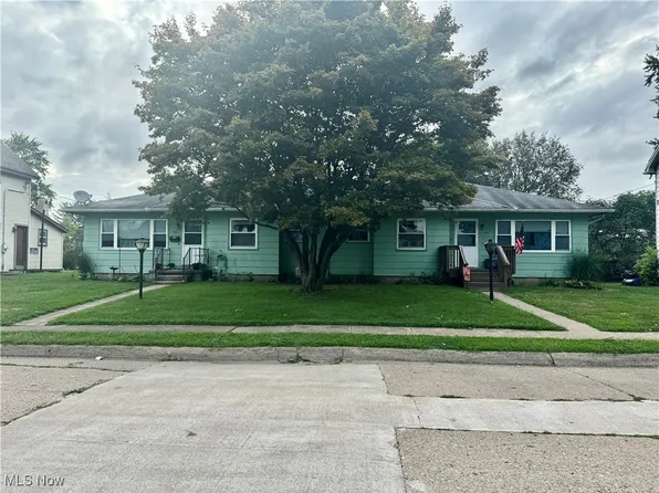 700 John St, Coshocton, OH 43812