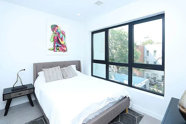 Rented by GROOME REALTY LLC | media 33