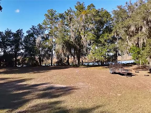 4th image of 2421 NE Johnson Road