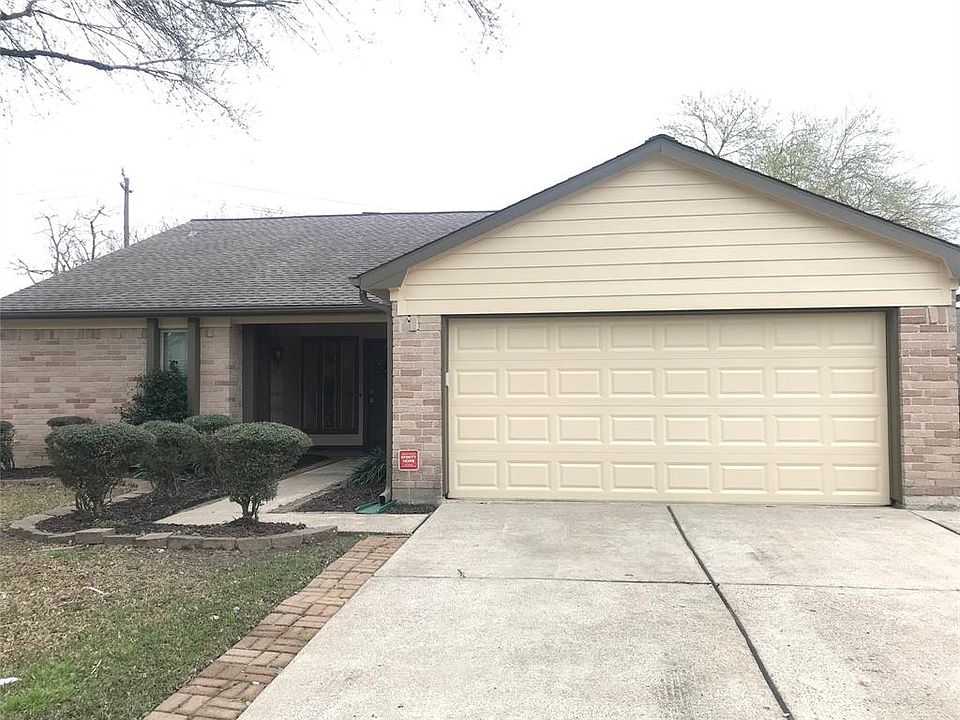 1st image of 917 Willow Creek Dr