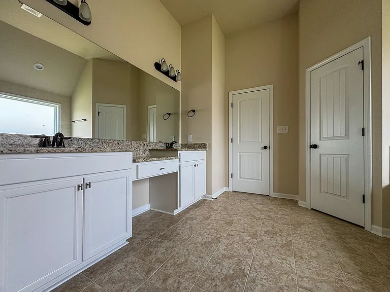 1465 Draw Bridge Ln — Photo 21