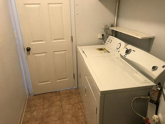 5th image of 3880 Lake Woodland Cmn