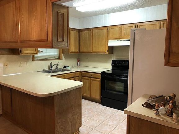 5th image of 3449 Walnut Hill Dr