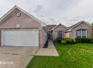 11860 SW 2nd St, Yukon, OK 73099